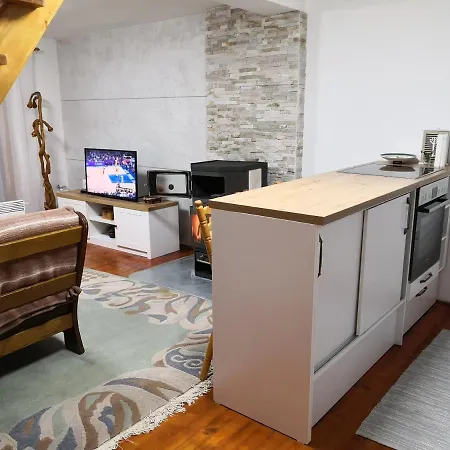 Nyaraló Vikendica Ajla