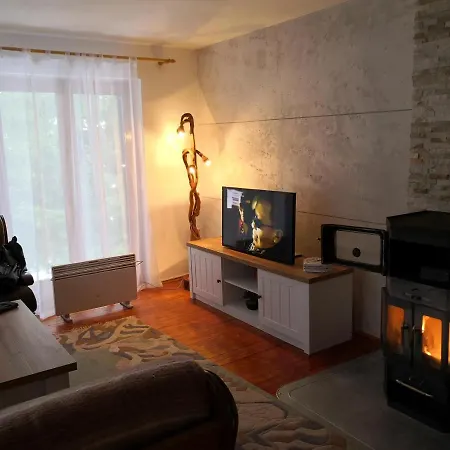 بيت للعطل Vikendica Ajla