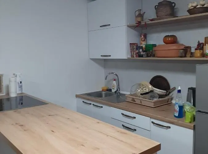 Vikendica Ajla Nyaraló *